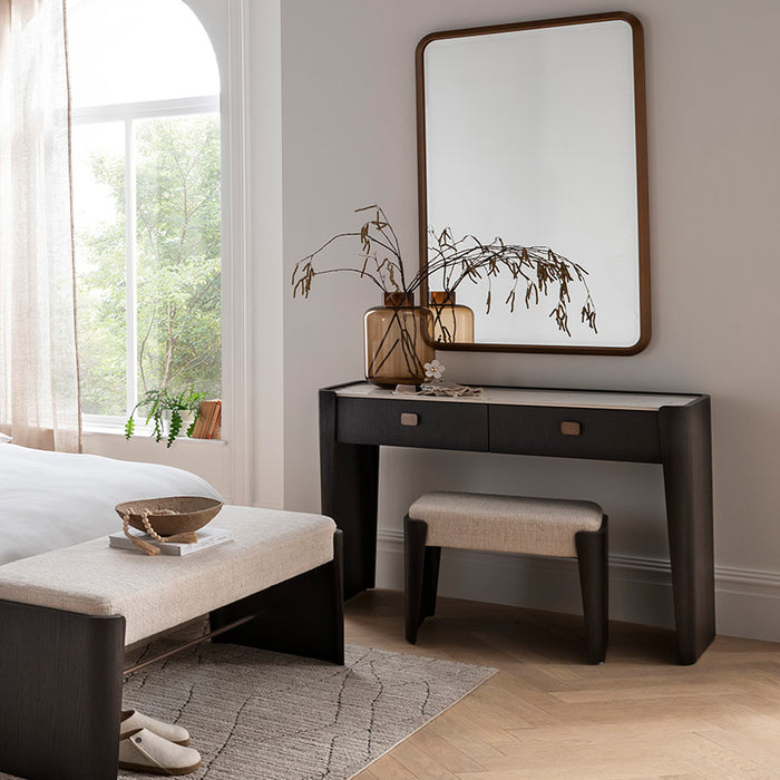 RainLily | Dressing Table